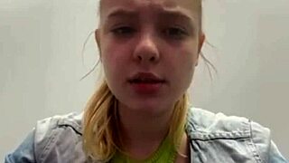 bbw teen 18+ fingers shaved pussy outdoors till squirting creampie in public view