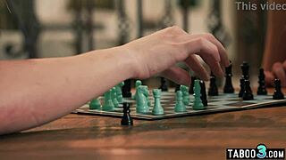 haley reed strips chess versus jade venus huge cock?