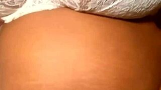 Chubby beauty's huge pussy lips stretch tight around her fingers everywhere