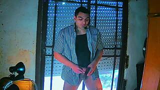 1 2 3 big dick sexy pelvis grind in bachata class till cum?