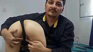 colombian slut cowgirl rides bbc creampie monster cock homemade pussy fills with hot cum chorreo