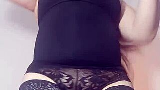 hey neighbor slut sends pussy vids right by my wife??