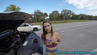 Amateur Teen Spunks Cash!