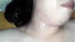 pretty vietnamese girl's spider web pussy