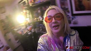 quarantine fun tattooed leya falcon big tits shaved pussy solo squirt