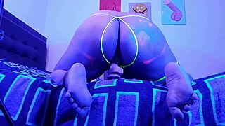 hey, wanna see me moan shoving dildo deep in my fat ass doggystyle??