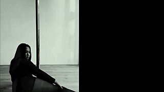 pinay shakes big ass in heels pole dancing aerial hoops oops rip