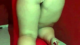 swingers video call turns into wild group piss soaking fun