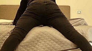 watch me cum on your face and make you drink it all huge cock jerk?