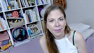 skinny alice maze teases with belgian extremes before anal piss play