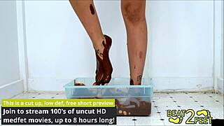 puddin footin around backstage with raven rogue's tattooed feet