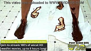 puddin footin around backstage with raven rogue's tattooed feet