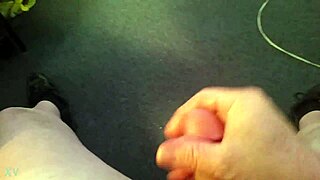 im so damn horny my pussy aches for touch now