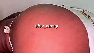 curvy ebony homemade pear ass shakes seductively for viewers