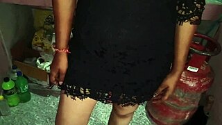 oh man, landlord pounds her huge ass for rent while she screams in roleplay