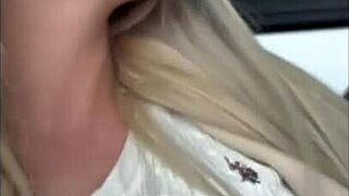 whoa, this petite flexible college girl's ass and tits bend crazy 😍🔥