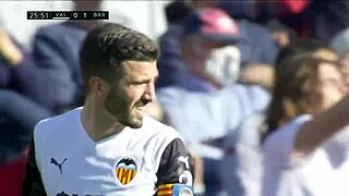 Barcelona Dominates Valencia CF In Intense 4-2 Clash