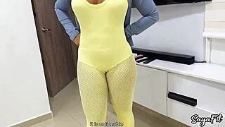 colombian milf sayafit fixes tv then bends over for big ass anal pounding and squirting