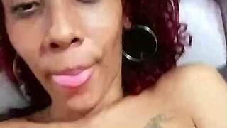 Delicioso curly latina ass shakes from strong vibrator on homemade skinny massage tits.