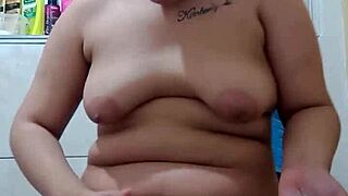 Chubby Amateur Pov Prostitute Trims Fat Pussy for Creamy Deal