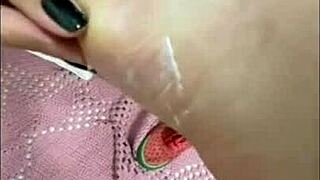 you catch queen kiffa red-handed playing her oiled 18+ feet fetish