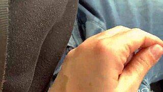 fucking her fat ass bent over in the car outdoors cumshot on ass