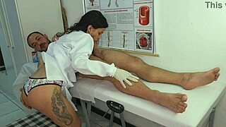 nurse sees patient's uncontrollable boner and can't resist deepthroat action 😈🍆💦