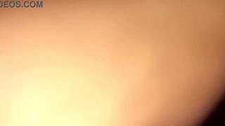 couple's close-up homemade fuck makes her squirt pussy fountain