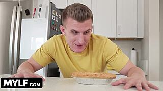 Stepson Freesuses Busty Stepmom Crystal Clark's Holes Relentlessly