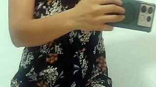 Curvy latina shakes huge ass and tits seductively