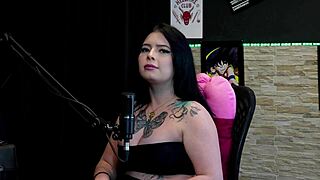 Morena gostosa shows huge tits then licks friend's clit in sexy truth game