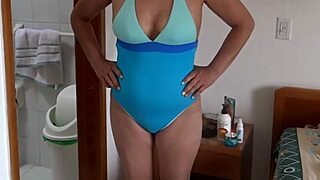 Curvy Latina Milf Masturbates To Huge Orgasm Before Beach Flashing