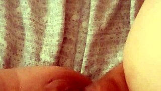 her mature milf pussy opens wide at dawn craving deep fills