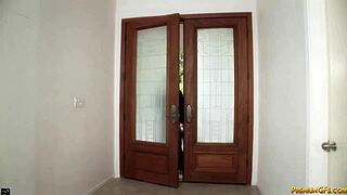 hey amia miley wanna see her eat pussy then get fucked hardcore by monster cock?