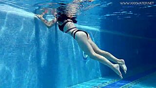 sheril blossom's hot russian bikini tease goes underwater at the beach pool 😍🌊