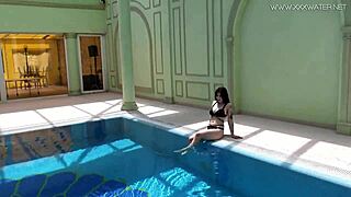 sheril blossom's hot russian bikini tease goes underwater at the beach pool 😍🌊