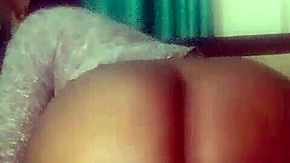 Watch Angela Oxo's Bouncy Booty Shake with Dildo!