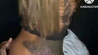 Esposa esfregando sem camisinha no novinho e dando gostoso pra ele na cabine do hotel carícia 😍🔥💦