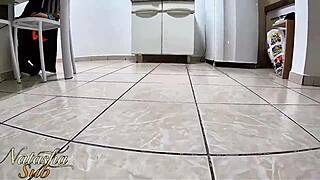 Sádica Tortures Submissive with Relentless Tickling and Domination Play