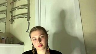 Isn't this amateur teen's anal fingering with big ass and wet pussy so damn hot?