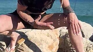 wanna join venom and kaitlyn katsaros for beach deepthroat fun?