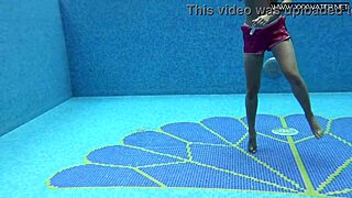 Ever seen a shy czech teen like lady dee swim naked underwater