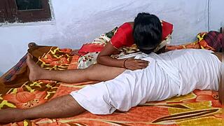 indian hotwife youranitha rides reverse cowgirl in homemade creampie😍