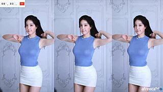 Man this Korean call girl knows how to handle clients just right