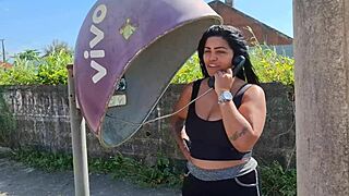 after he dumped creampie in my pussy i showered naked backyard neighbors peepin!!