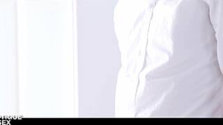Super Hot Redhead Paula Shy Deep Sensual Outdoor Ride