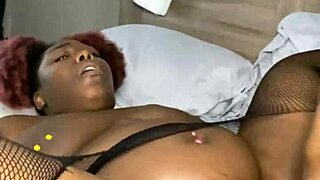 Jshump licks juicy clit till thehoudini squirts hard