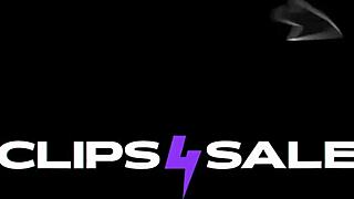 ticklish milf's bare soles squirm in sexy foot fetish game