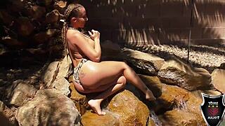 richelle ryan mounted by monster cock big tits bouncing