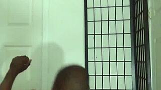 Struggling to Resist Masturbation While Exercising with Distracting Music Background